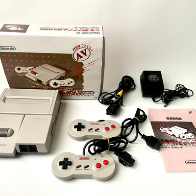 Nintendo Famicom Console System HVC-101 Boxed AV Family Computer Complete Set