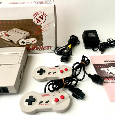 Nintendo Famicom Console System HVC-101 Boxed AV Family Computer Complete Set