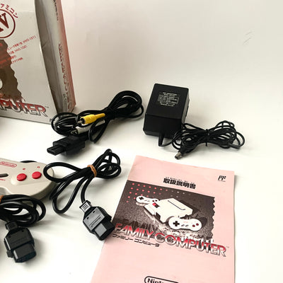 Nintendo Famicom Console System HVC-101 Boxed AV Family Computer Complete Set