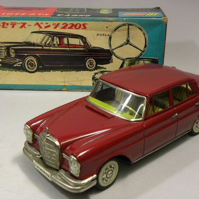 Mercedes Benz 220S