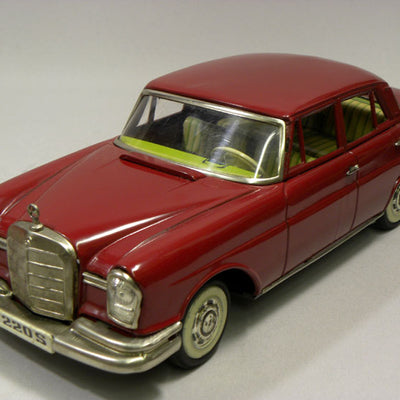 Mercedes Benz 220S