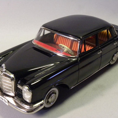 Mercedes Benz 220S